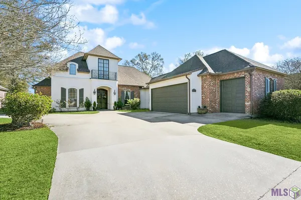$485,000 | 12484 Legacy Hills Drive, Geismar, LA 70734