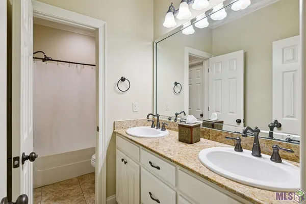 $485,000 | 12484 Legacy Hills Drive, Geismar, LA 70734