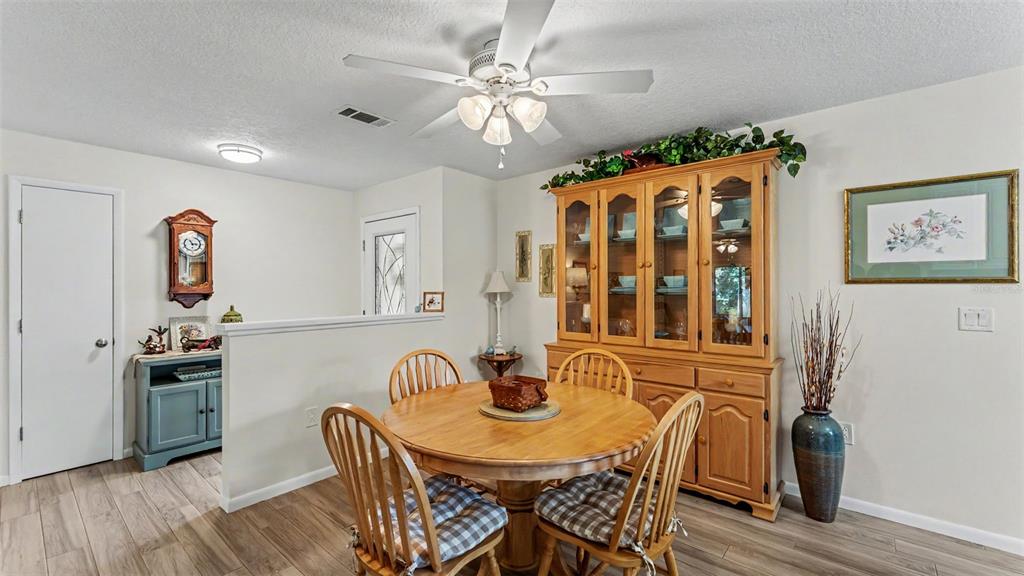 308 High View Lane Lakeland, FL 33803 - Photo 13 of 37