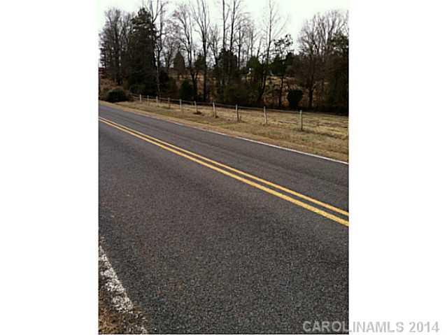 7.8 Fox Hunter Road Harmony, NC 28634 - Photo 16 of 17 a view of a tennis court