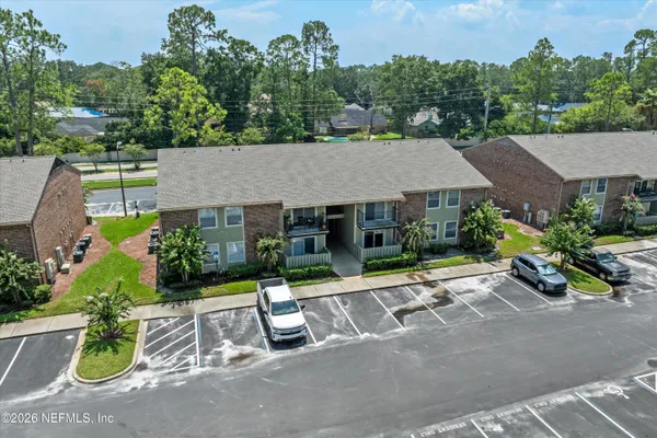 $1,400 | 3737 Loretto Road, Unit 803, Jacksonville, FL 32223