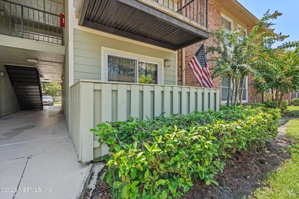 $1,400 | 3737 Loretto Road, Unit 803, Jacksonville, FL 32223