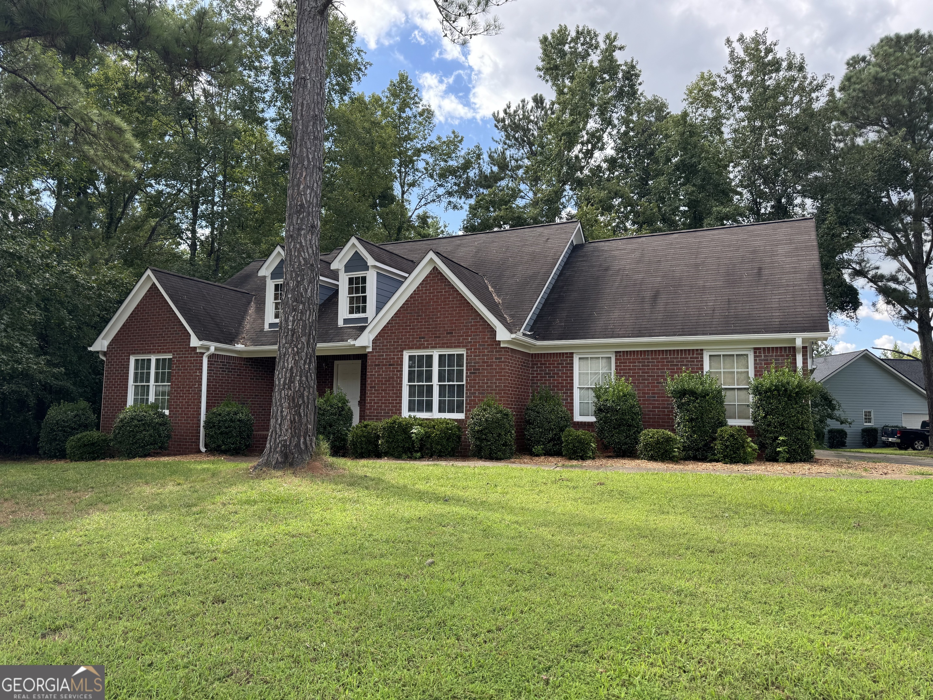 361 Brickleberry Ridge Athens, GA 30605 - Photo 1 of 23 a front view of house with yard and green space