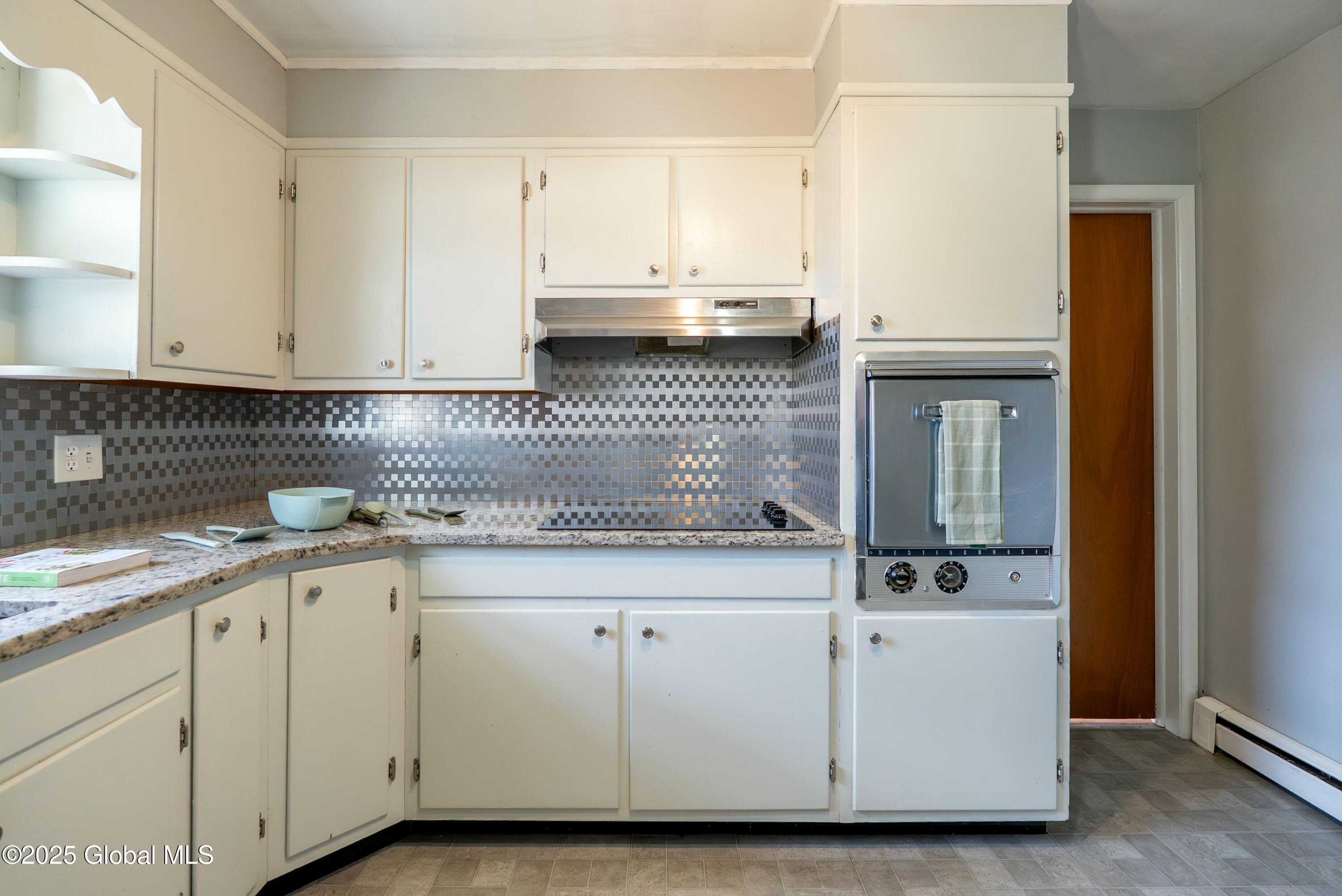 403 Hackett Boulevard Albany, NY 12208 - Photo 12 of 36 tempImageCUH5Dr