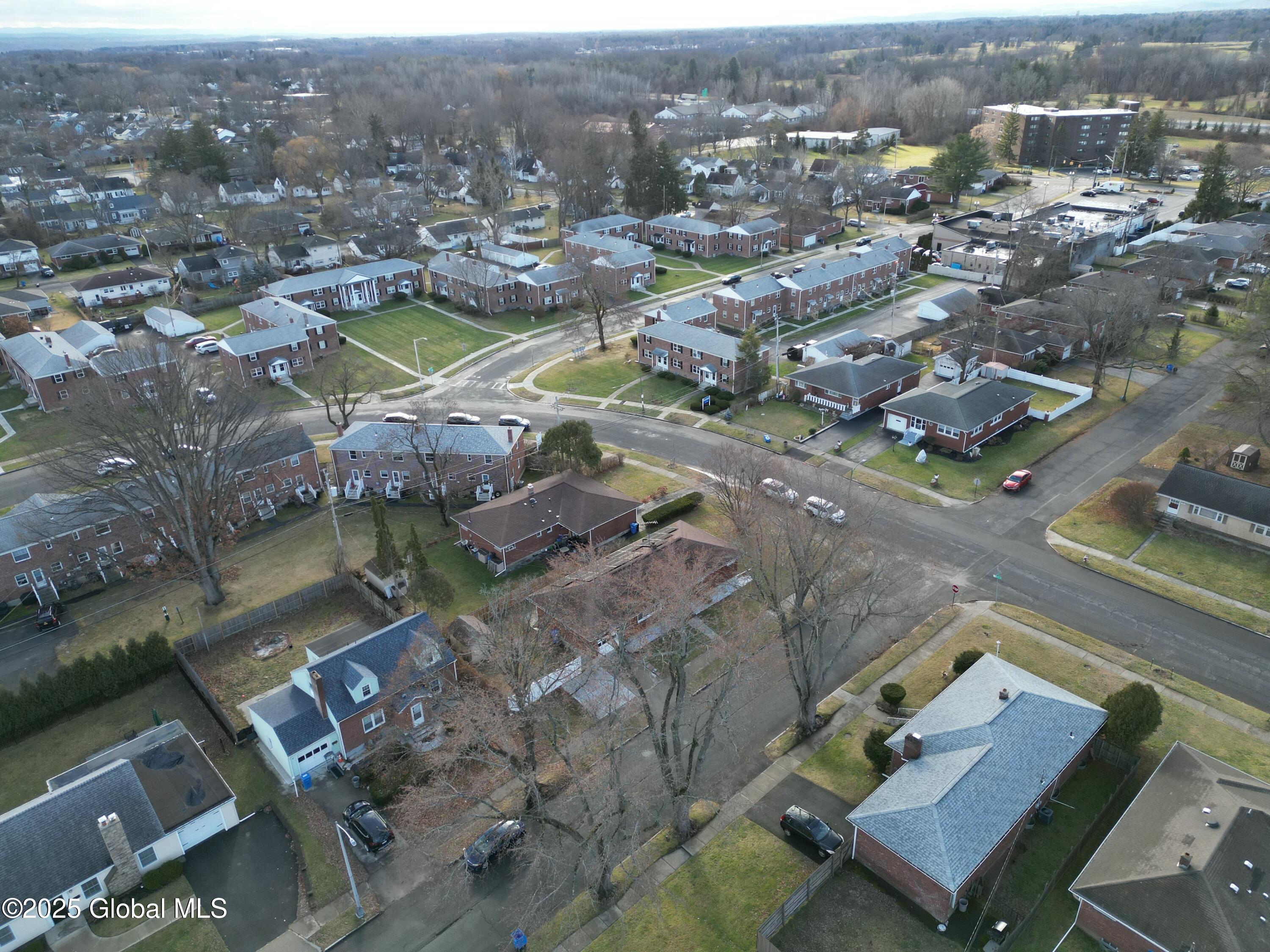 403 Hackett Boulevard Albany, NY 12208 - Photo 35 of 36 tempImages6pcR6