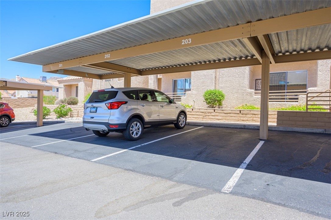 2240 Highpointe Drive, Unit 203 Laughlin, NV 89029 - Photo 36 of 38 View of covered parking lot