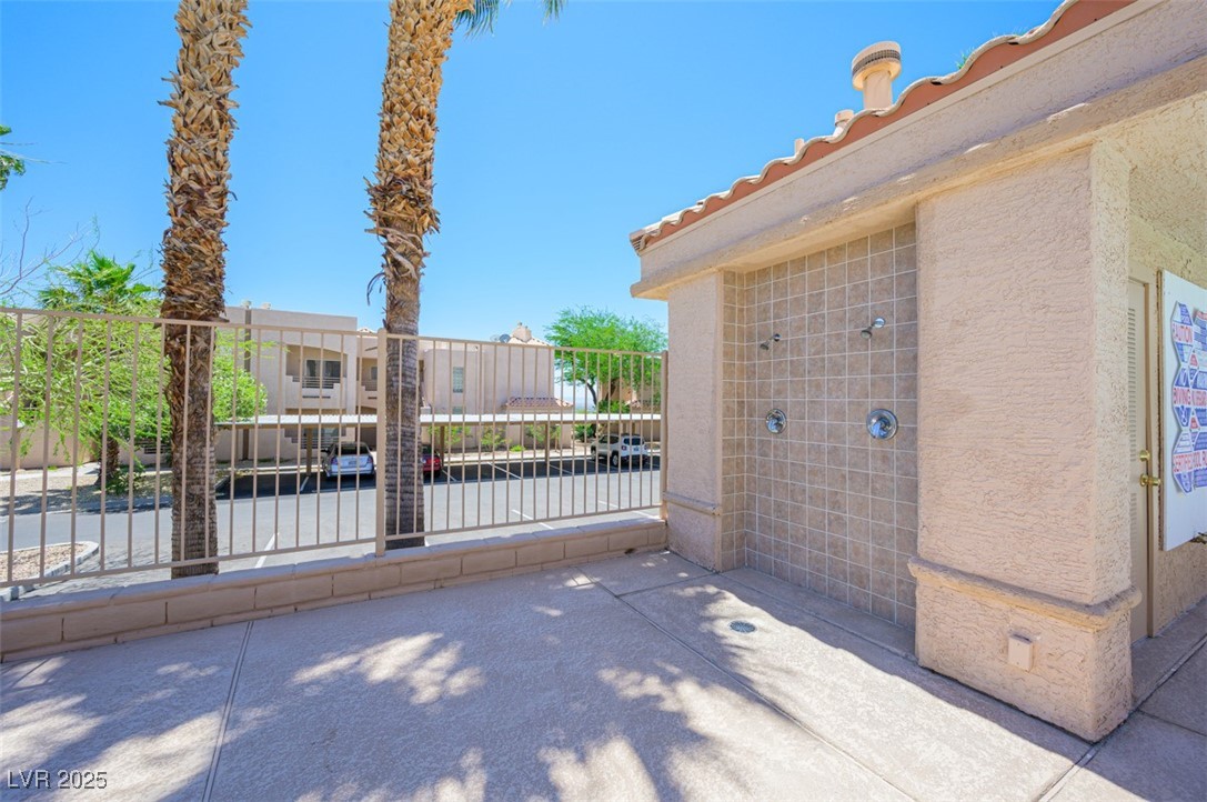 2240 Highpointe Drive, Unit 203 Laughlin, NV 89029 - Photo 7 of 38 View of gate