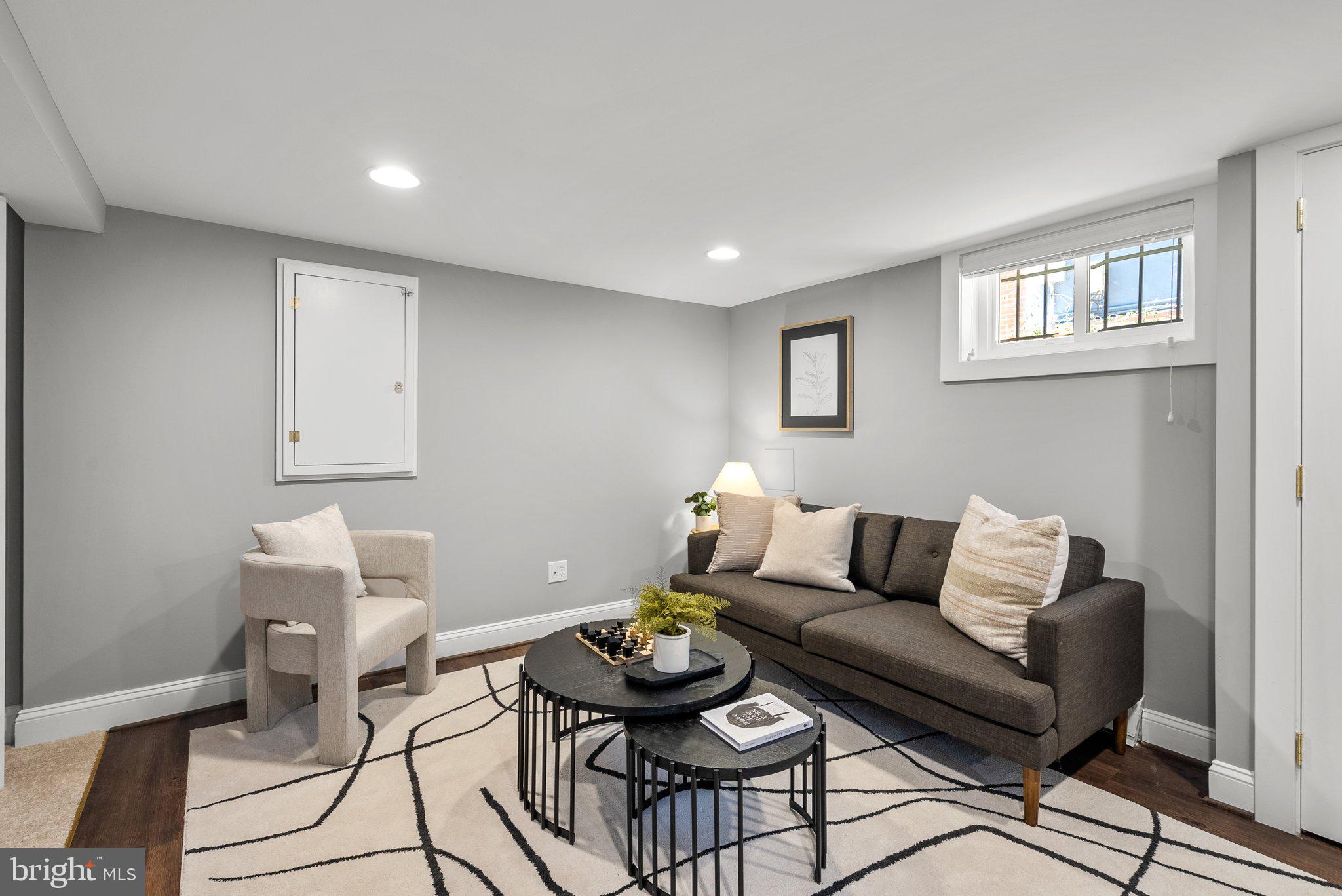 803 Islington Street Silver Spring, MD 20910 - Photo 30 of 49 Gallery Image 30