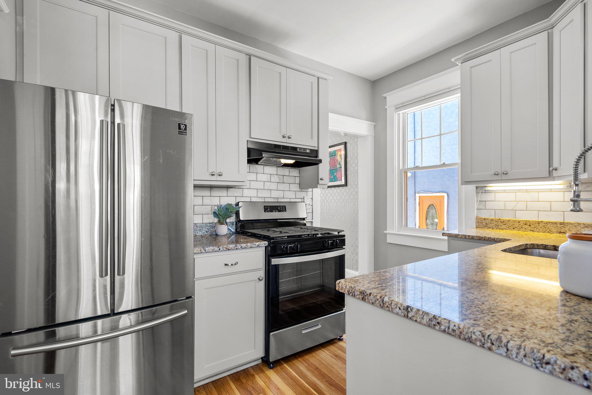 803 Islington Street Silver Spring, MD 20910 - Photo 4 of 49 Gallery Image 4