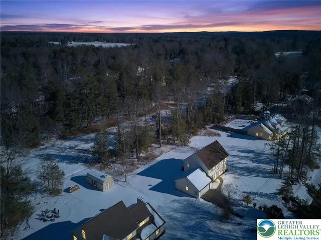 a view of a outdoor space