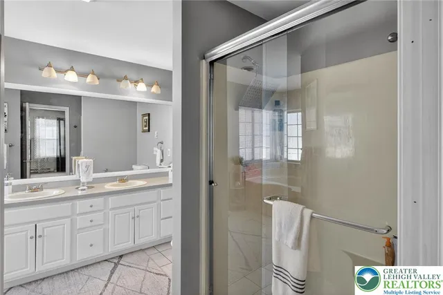 $349,900 | 122 Cranberry Drive, Blakeslee, PA 18610