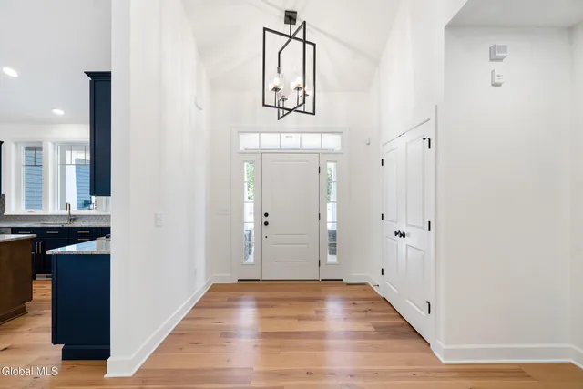 $829,000 | 6 Cannon Royal Drive, Wilton, NY 12866