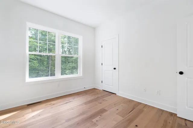 $829,000 | 6 Cannon Royal Drive, Wilton, NY 12866