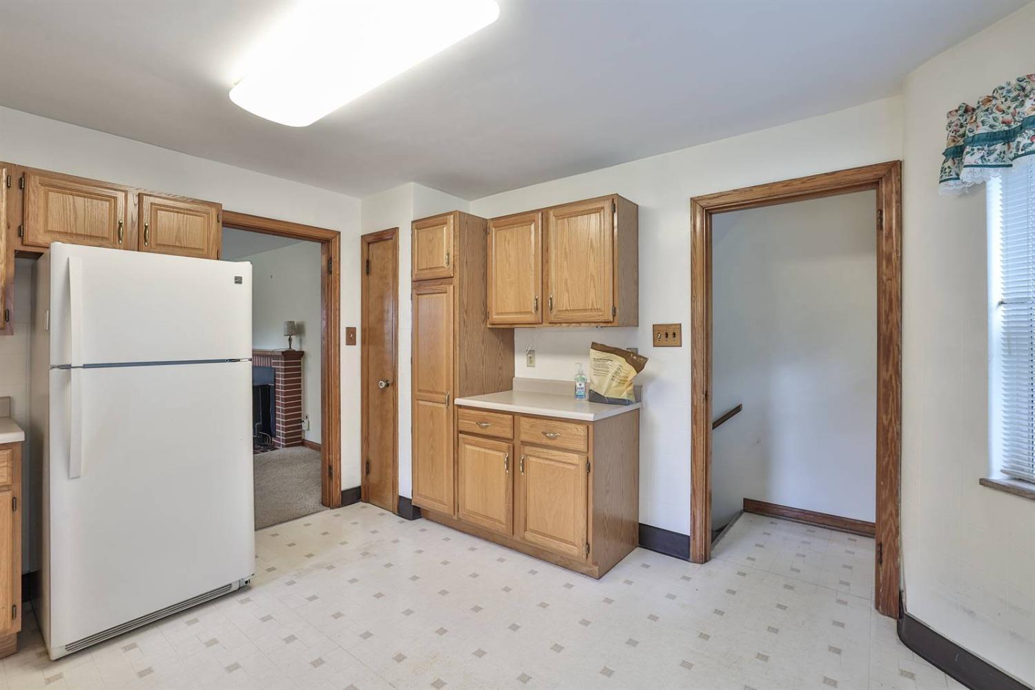 1087 Mc Kelvey Road Cincinnati, OH 45231 - Photo 13 of 29 Gallery Image 13
