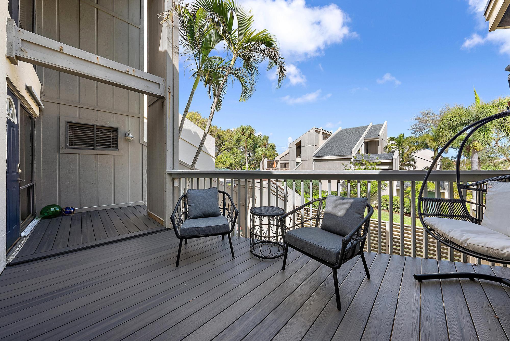 1605 Highway 1, Unit 16F Jupiter, FL 33477 - Photo 5 of 19 Balcony