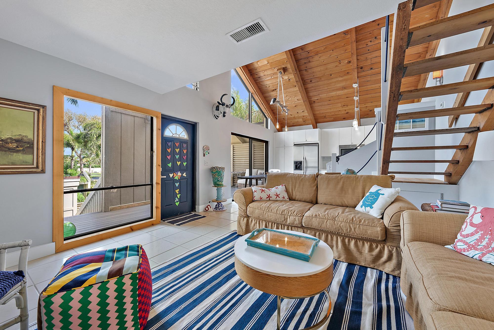 1605 Highway 1, Unit 16F Jupiter, FL 33477 - Photo 10 of 19 Living Room