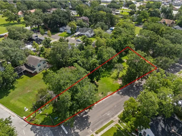 $60,000 | 214 West Hunnicutt Street, Baytown, TX 77520