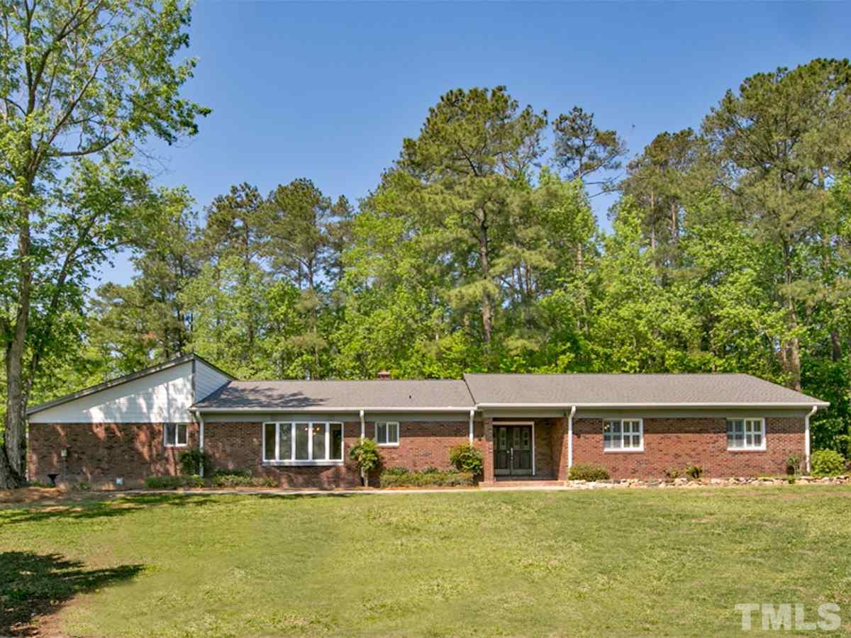 2524 Win Road Garner, NC 27529 - Photo 1 of 25 6 bedroom, 3 1/2 bath house on over 13 acres. Income property potential for basement.