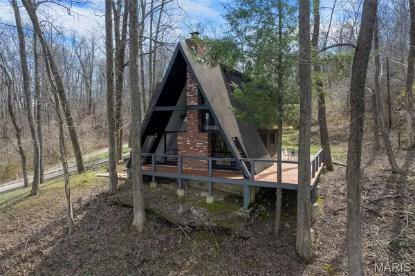 $329,000 | 3000 Haertling Lane, Cape Girardeau, MO 63701