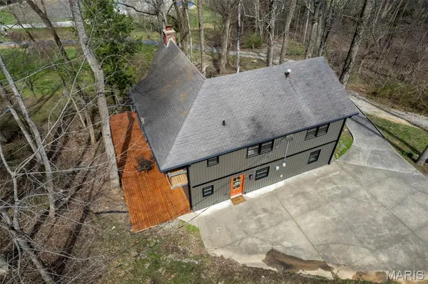 $329,000 | 3000 Haertling Lane, Cape Girardeau, MO 63701