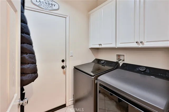 $729,900 | 29338 Dakota Drive, Valencia, CA 91354