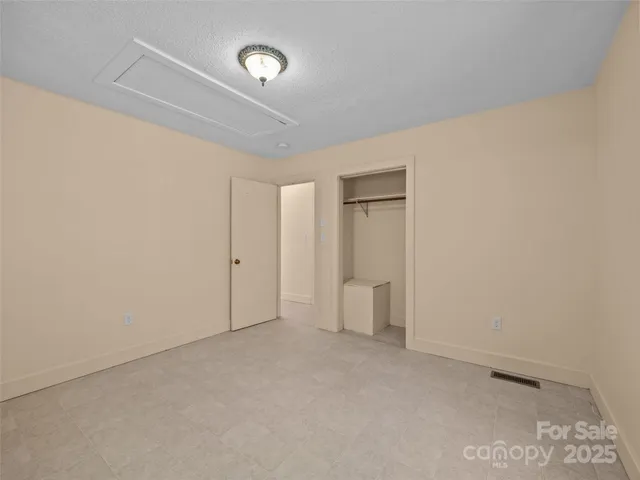 $600,000 | 127 Franklin Road, Swannanoa, NC 28778