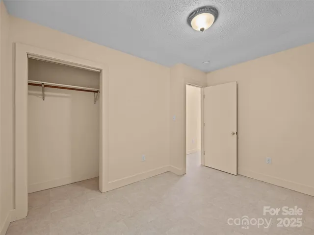 $600,000 | 127 Franklin Road, Swannanoa, NC 28778