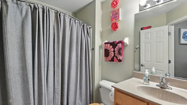 $412,000 | 156 River Mist Drive, Oswego, IL 60543