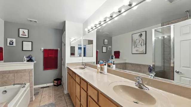 $412,000 | 156 River Mist Drive, Oswego, IL 60543