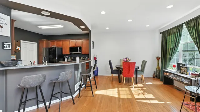 $412,000 | 156 River Mist Drive, Oswego, IL 60543