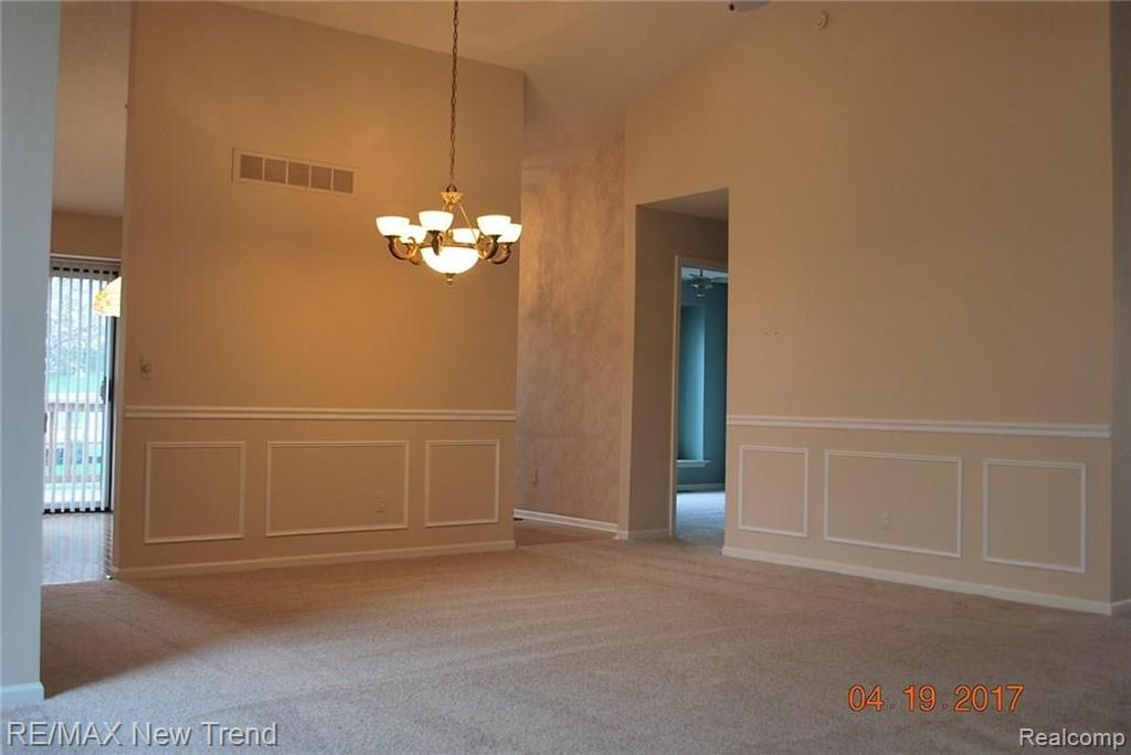 22005 River Ridge Trail, Unit 37 Farmington Hills, MI 48335 - Photo 9 of 18