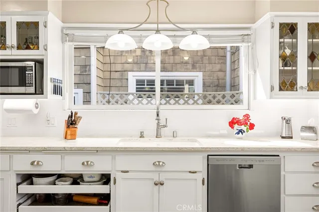 $11,500 | 36 19th Street, Hermosa Beach, CA 90254