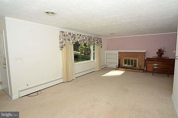 608 Plumtree Road Bel Air, MD 21015 - Photo 4 of 23 Living Room