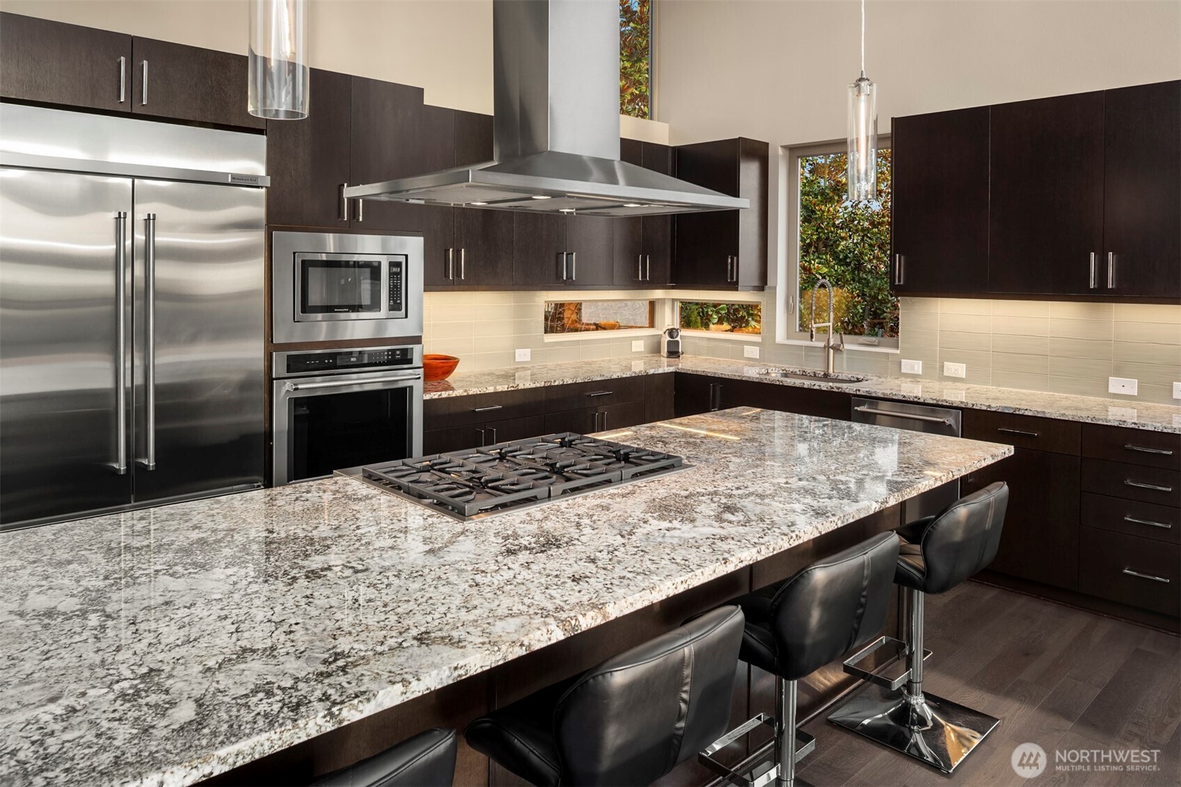 3003 Mountain View Avenue North Renton, WA 98056 - Photo 8 of 34 Gallery Image 8