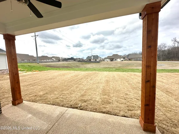 $389,900 | 2951 Eden Lane, Nesbit, MS 38651