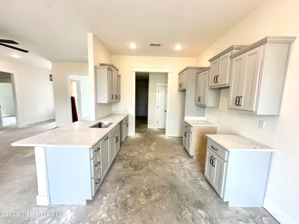 $389,900 | 2951 Eden Lane, Nesbit, MS 38651