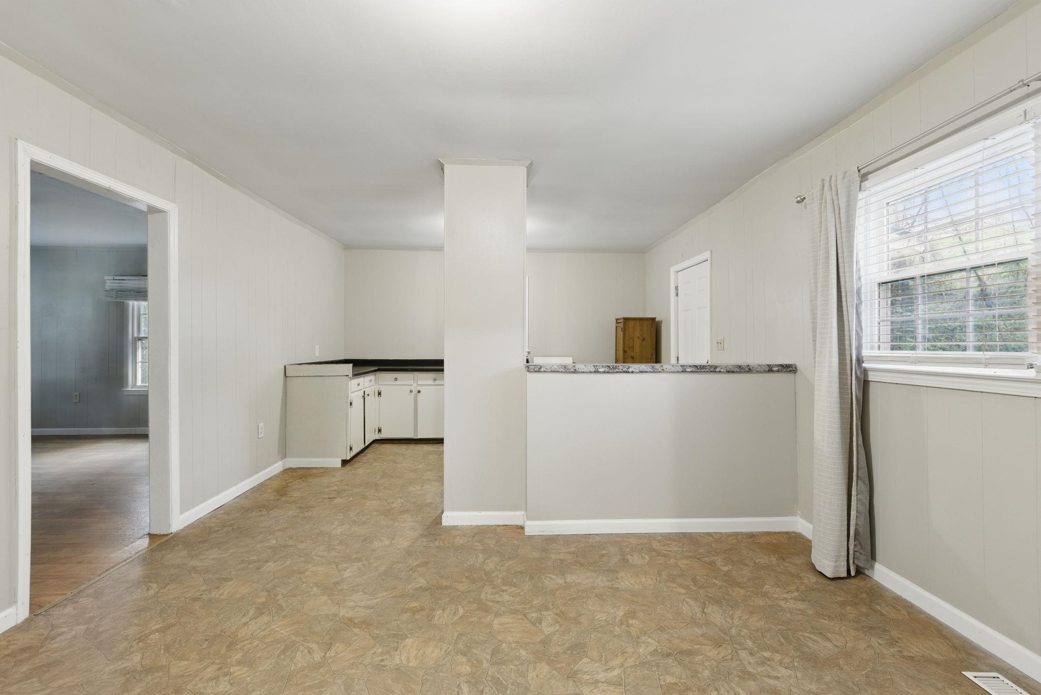 207 Streamside Drive Chesnee, SC 29323 - Photo 2 of 18