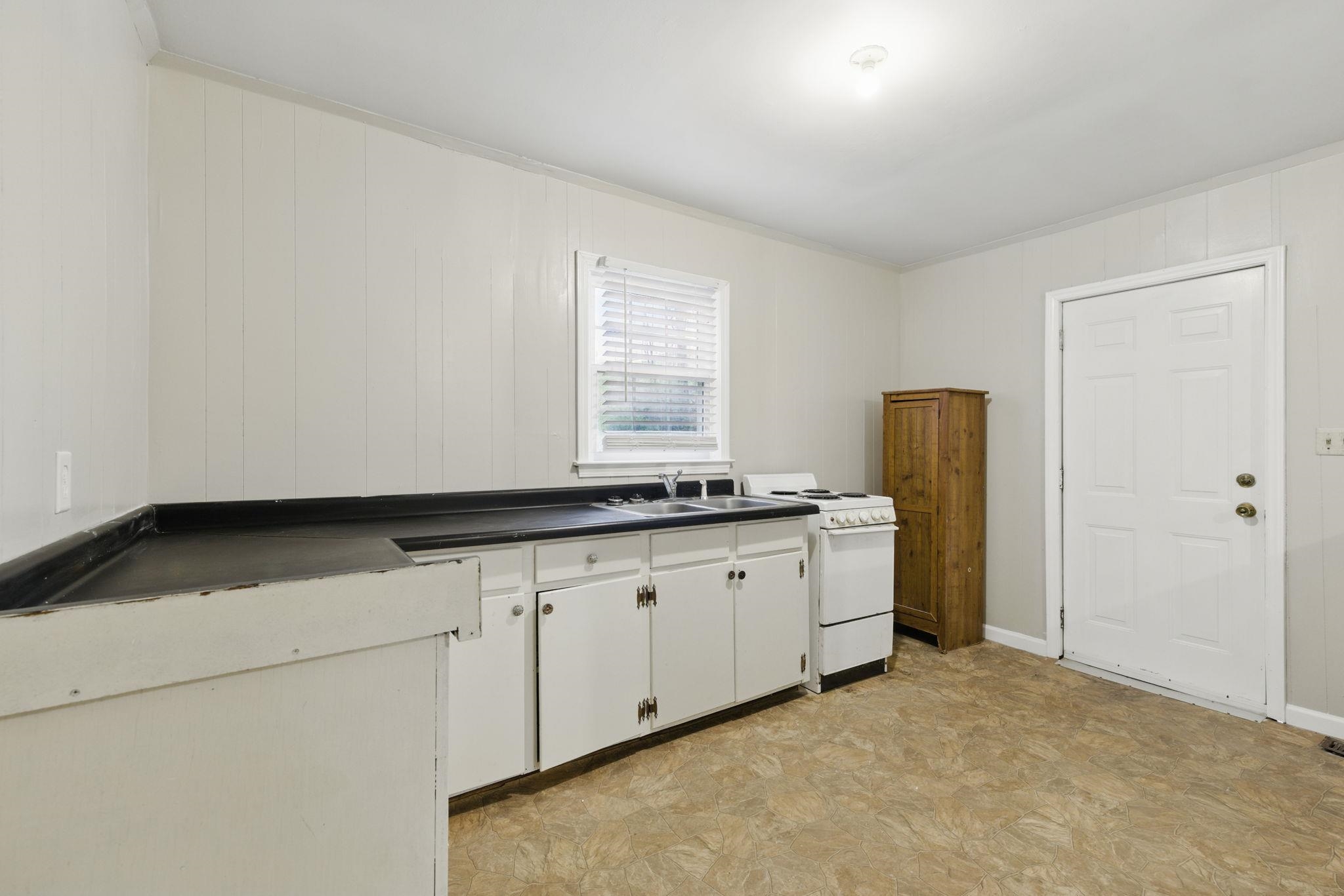 207 Streamside Drive Chesnee, SC 29323 - Photo 3 of 18