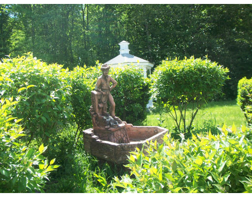 72 Bicknell Road Billerica, MA 01821 - Photo 18 of 30 Gallery Image 18