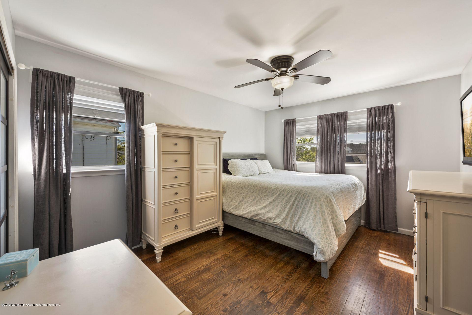 54 Ridge Place Neptune City, NJ 07753 - Photo 26 of 49 26