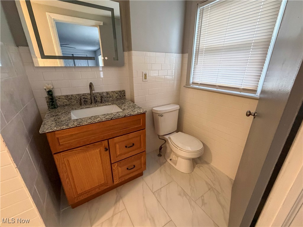 2405 Youngstown Road Southeast Warren, OH 44484 - Photo 30 of 41