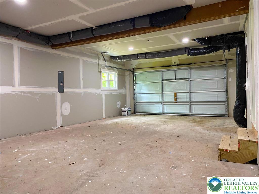 3260 Bluebird Drive Bushkill, PA 18324 - Photo 21 of 28 a view of a garage