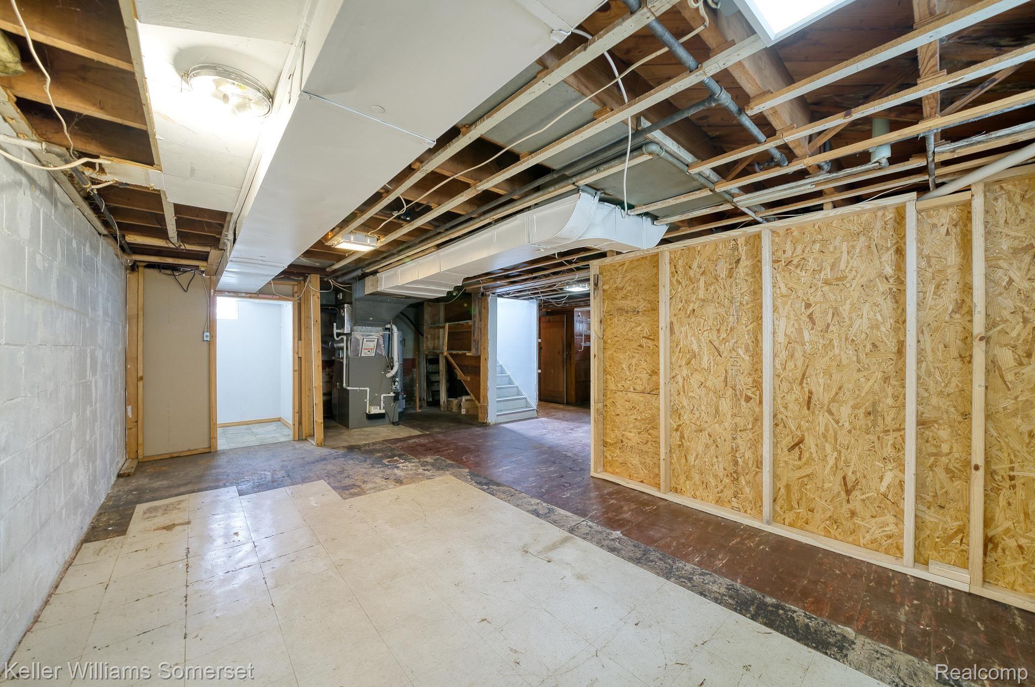 8485 Stephens Road Center Line, MI 48015 - Photo 25 of 27 Gallery Image 25
