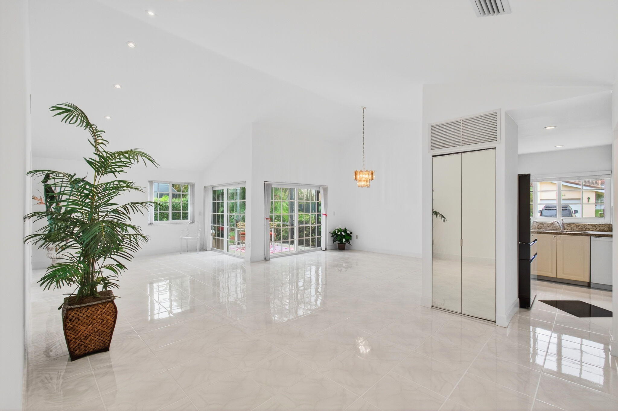 6105 Via Laguna Lane Boca Raton, FL 33433 - Photo 20 of 75 6105 VIA LAGUNA LN, 3/2/ CORNER VILLA