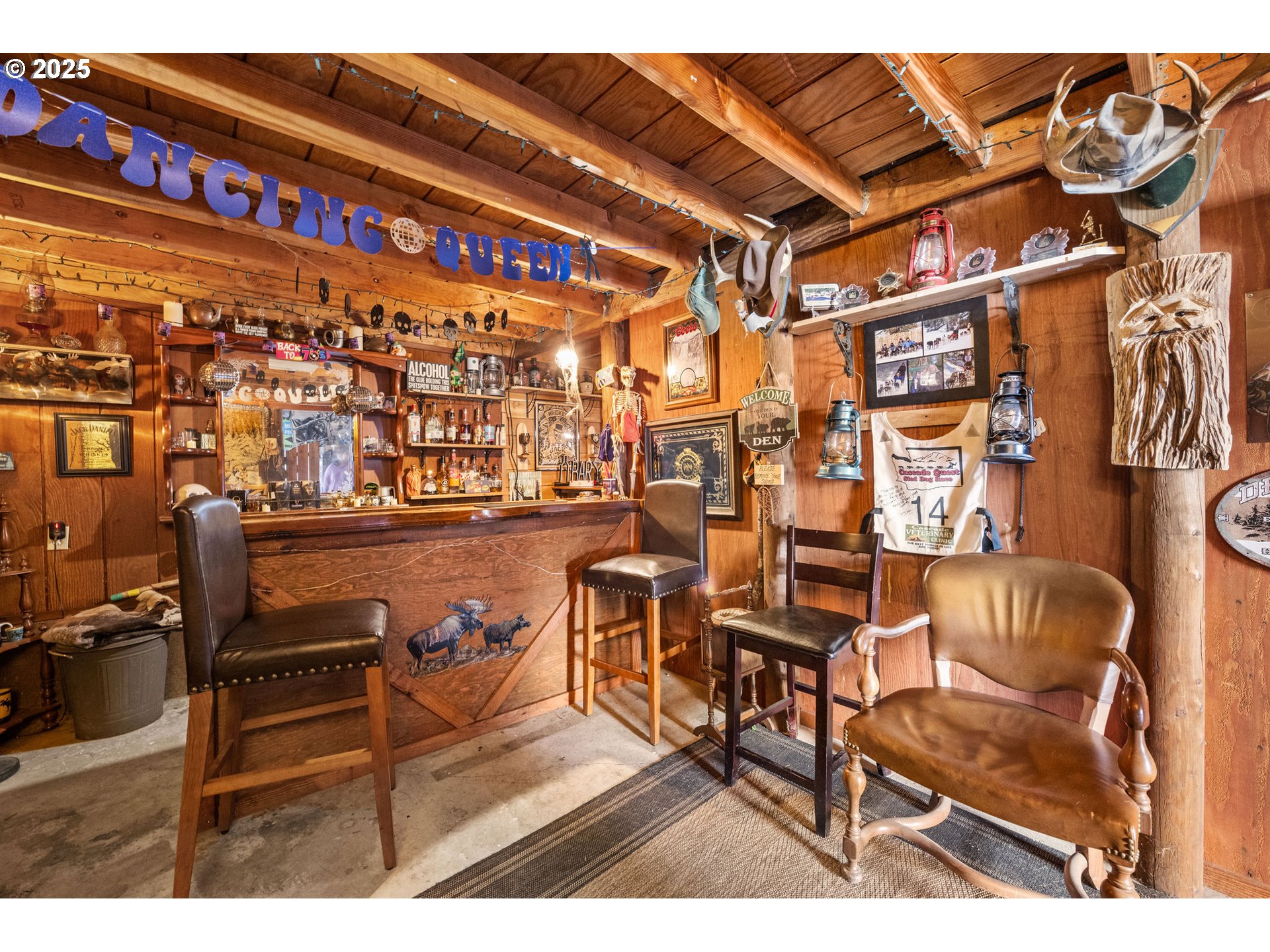 1390 Swedetown Road Clatskanie, OR 97016 - Photo 36 of 42 a view of a chairs and table in a patio
