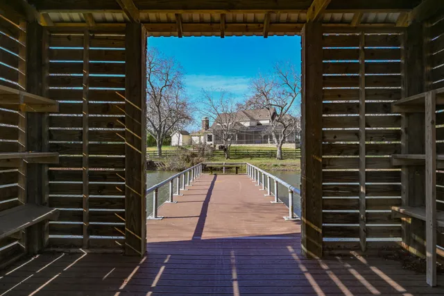 $800,000 | 31119 Riverlake Road, Fulshear, TX 77441