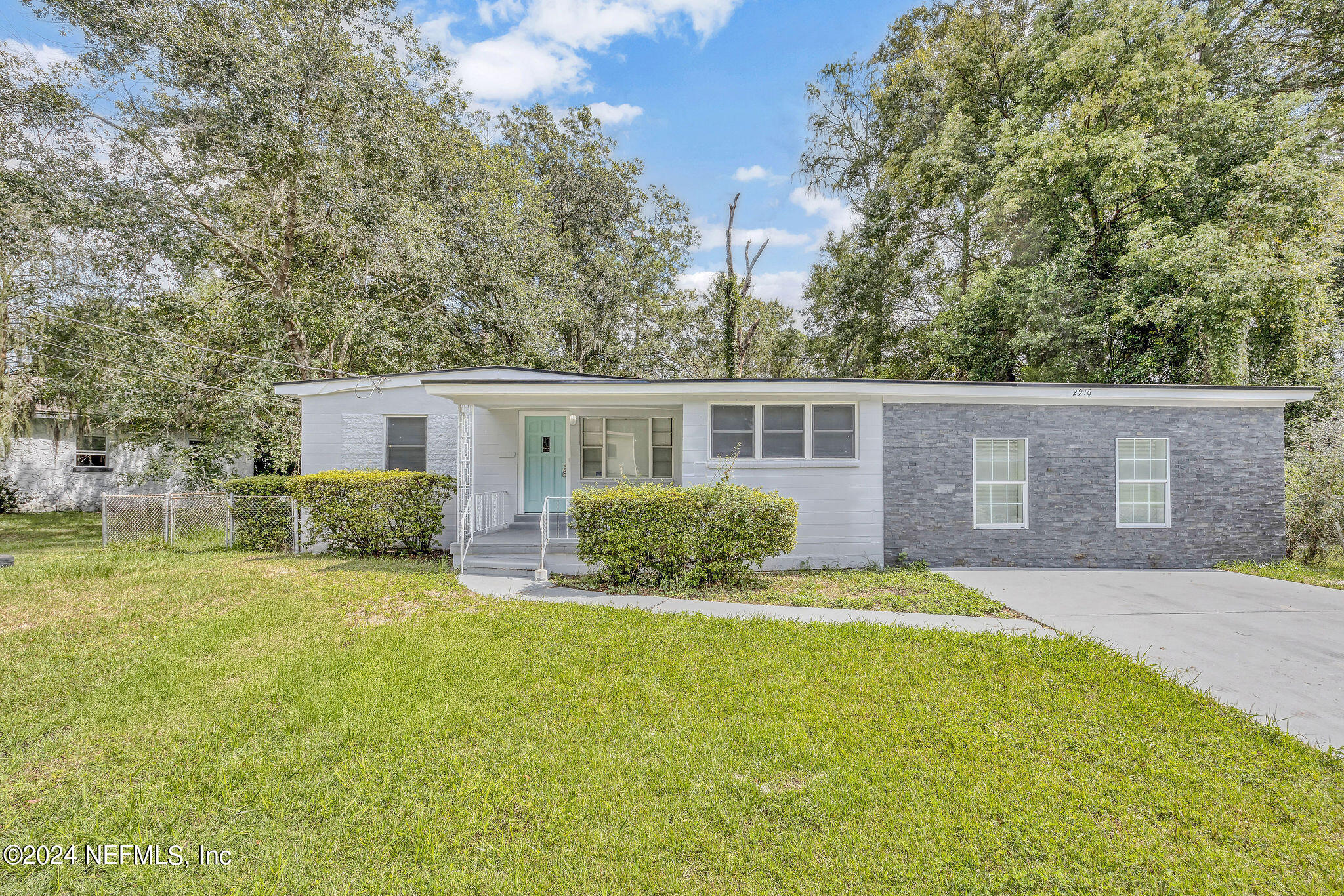 2916 Lippia Road Jacksonville, FL 32209 - Photo 1 of 36 Front