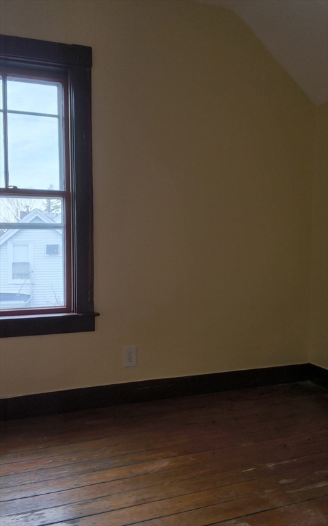 517-519 2nd Street, Unit 3 Fall River, MA 02721 - Photo 3 of 9