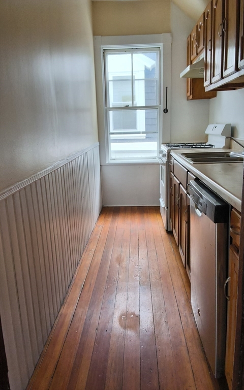 517-519 2nd Street, Unit 3 Fall River, MA 02721 - Photo 6 of 9