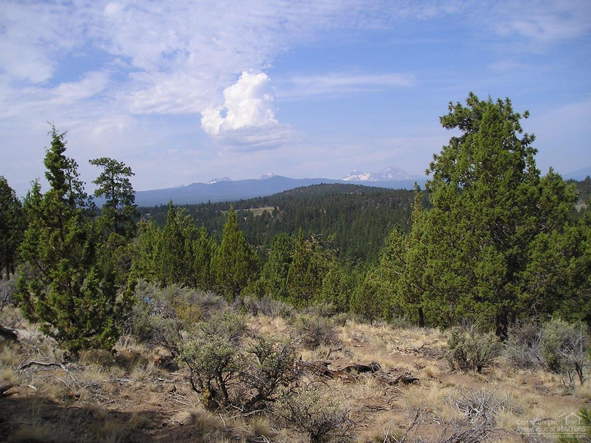 1660 Northwest Wild Rye Circle Bend, OR 97703 - Photo 4 of 20 Additional Photo